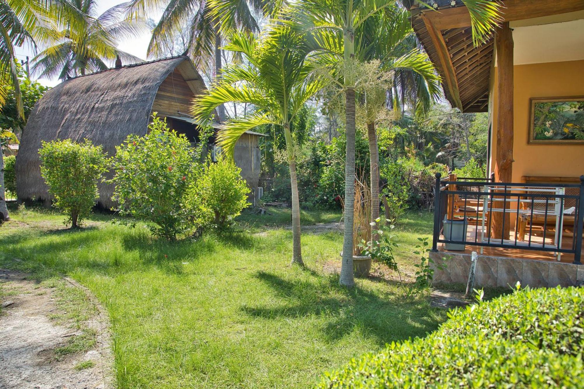 Bunga Bungalows Gili Meno Exteriör bild